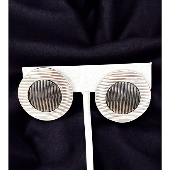 Vintage Givenchy Earrings Silver & Hematite Tones Textured Design Clip On  5F - Picture 2 of 3